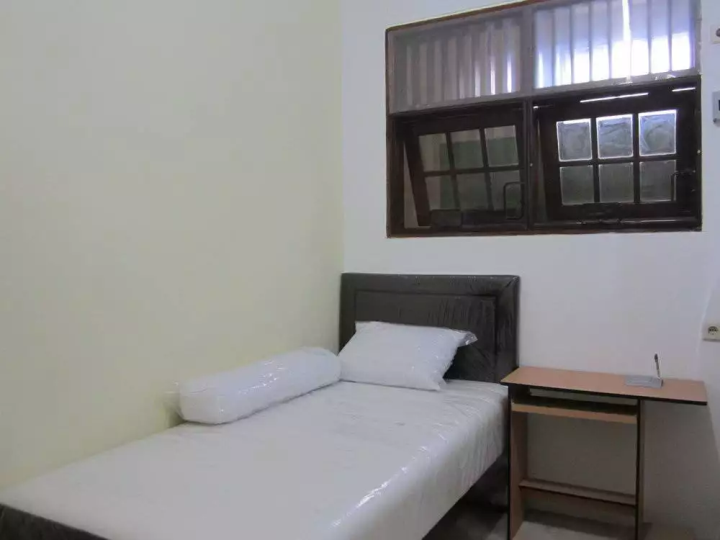 Foto Kost di Kemanggisan, Pal Merah, Id 3172