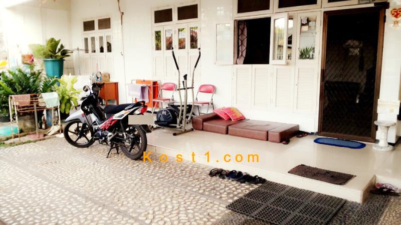 Foto Kost di Dukuh Kupang, Dukuh Pakis, Id 3734
